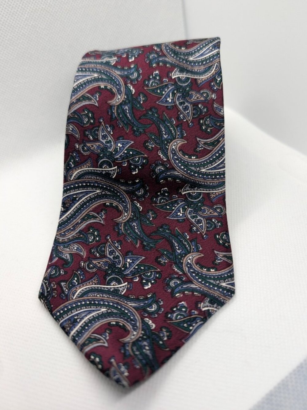BERT PULITZER Men's 100% Silk Tie Paisley Maroon/Blue/Silver/Tan EUC